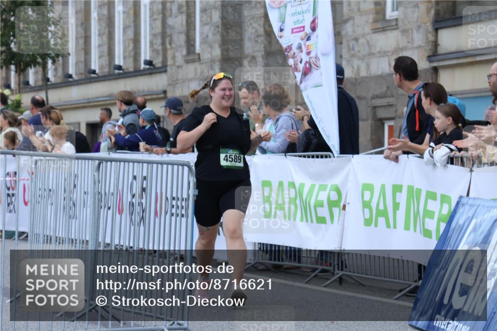 07.09.2025 - BARMER Alsterlauf Strokosch-Dieckow http://msf.ph/oto/8716621 07.09.2025 10:39:49 Ziel 4589 meine-sportfotos.de