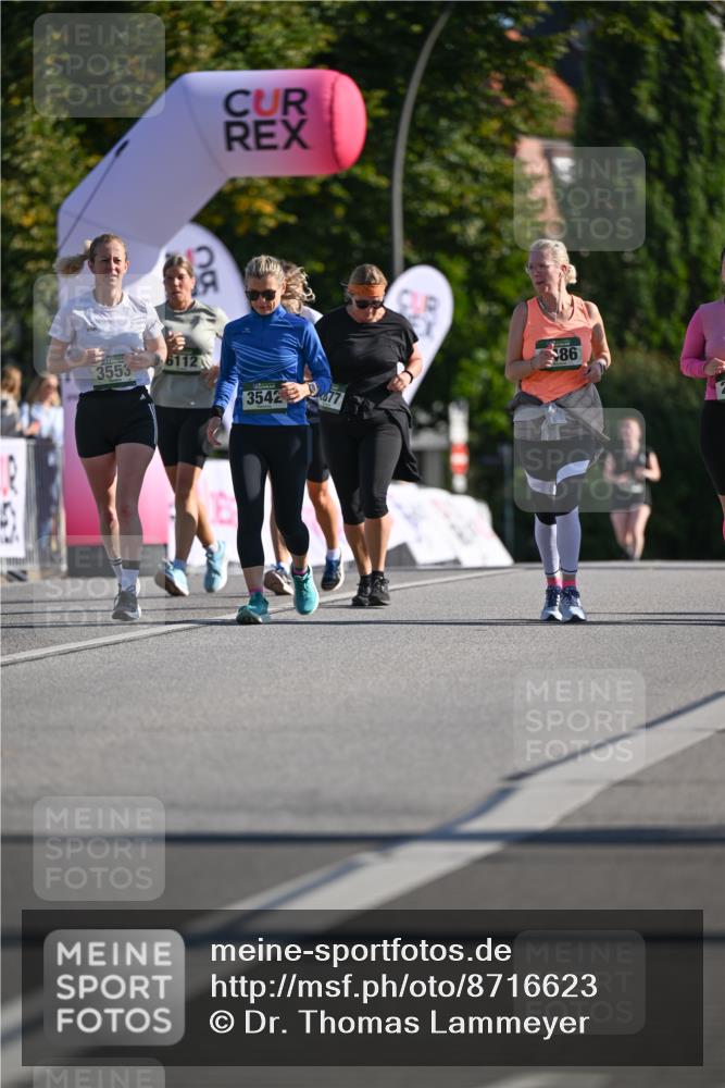 07.09.2025 - BARMER Alsterlauf Dr. Thomas Lammeyer http://msf.ph/oto/8716623 07.09.2025 09:55:44 Laufen 3553, 6112, 3542, 86 meine-sportfotos.de