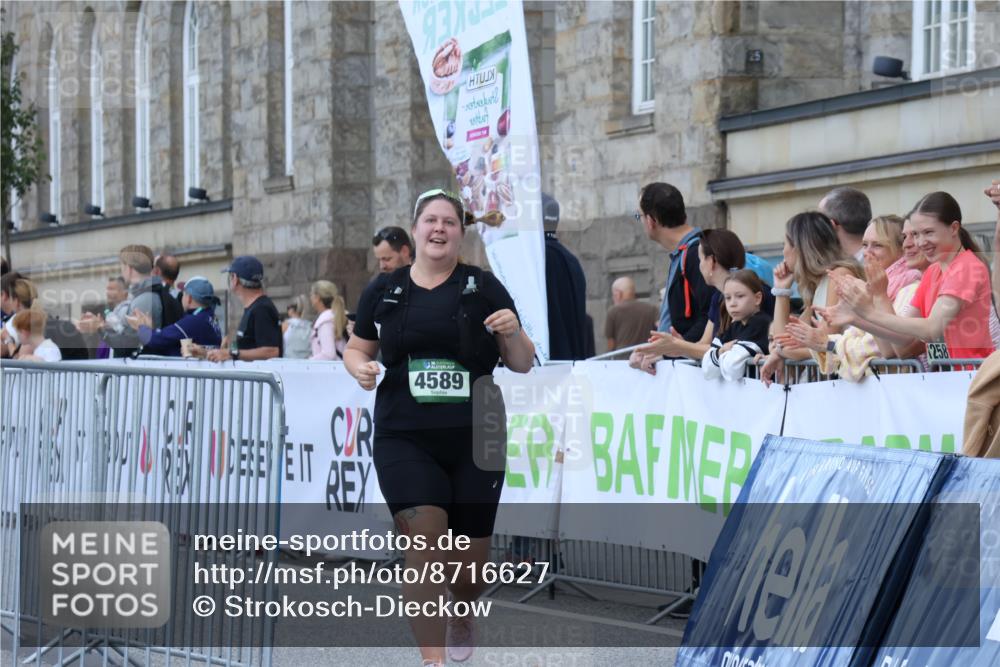 07.09.2025 - BARMER Alsterlauf Strokosch-Dieckow http://msf.ph/oto/8716627 07.09.2025 10:39:50 Ziel 4589 meine-sportfotos.de