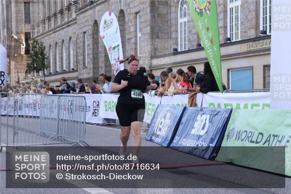 07.09.2025 - BARMER Alsterlauf Strokosch-Dieckow http://msf.ph/oto/8716634 07.09.2025 10:39:52 Ziel 4589 meine-sportfotos.de