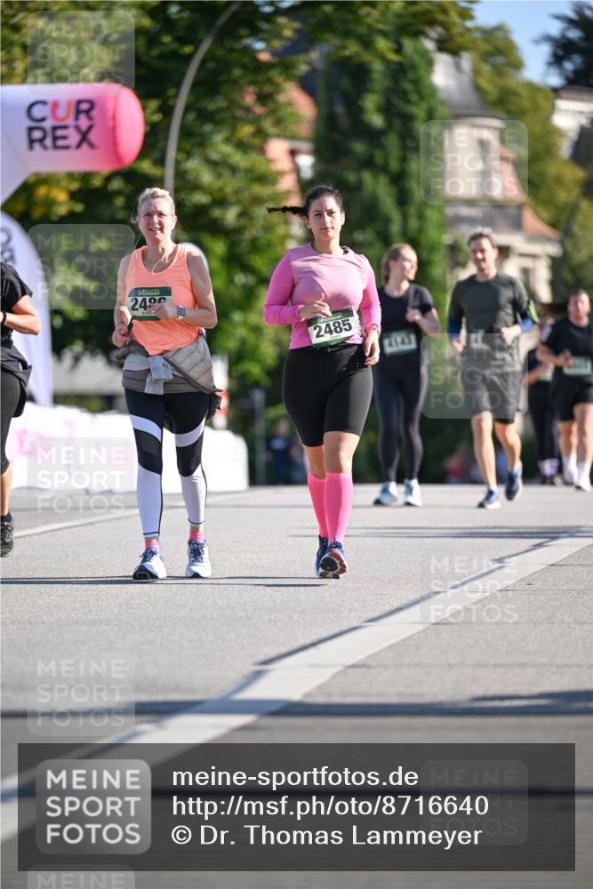 07.09.2025 - BARMER Alsterlauf Dr. Thomas Lammeyer http://msf.ph/oto/8716640 07.09.2025 09:55:46 Laufen 249, 2485, 4143 meine-sportfotos.de