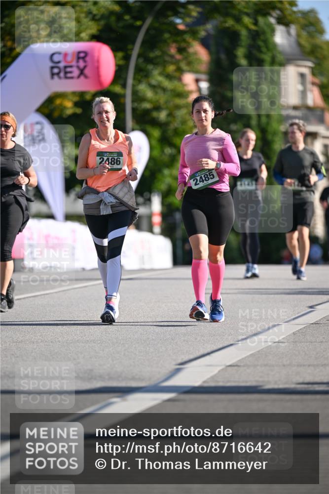 07.09.2025 - BARMER Alsterlauf Dr. Thomas Lammeyer http://msf.ph/oto/8716642 07.09.2025 09:55:47 Laufen 2486, 2485 meine-sportfotos.de