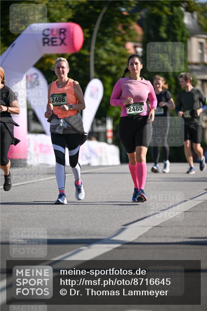 07.09.2025 - BARMER Alsterlauf Dr. Thomas Lammeyer http://msf.ph/oto/8716645 07.09.2025 09:55:47 Laufen 2486, 2485 meine-sportfotos.de