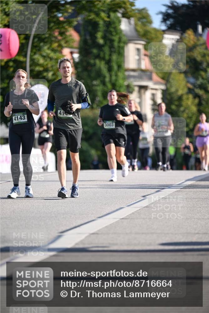 07.09.2025 - BARMER Alsterlauf Dr. Thomas Lammeyer http://msf.ph/oto/8716664 07.09.2025 09:55:51 Laufen 4143, 41, 3003 meine-sportfotos.de