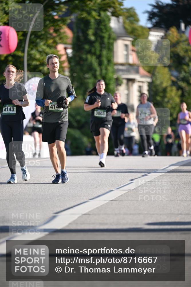 07.09.2025 - BARMER Alsterlauf Dr. Thomas Lammeyer http://msf.ph/oto/8716667 07.09.2025 09:55:51 Laufen 4143, 414, 3003 meine-sportfotos.de