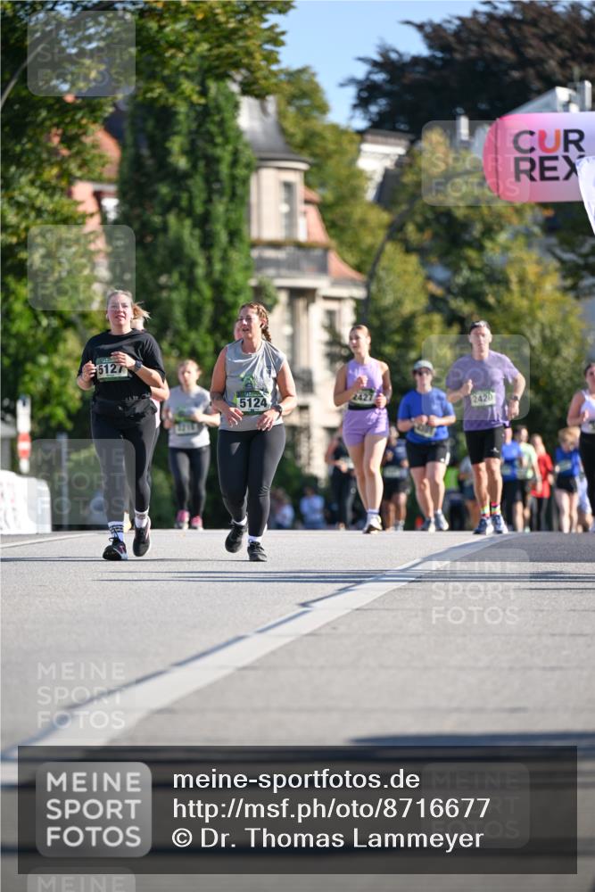 07.09.2025 - BARMER Alsterlauf Dr. Thomas Lammeyer http://msf.ph/oto/8716677 07.09.2025 09:55:55 Laufen 5127, 5124, 2427, 2420 meine-sportfotos.de