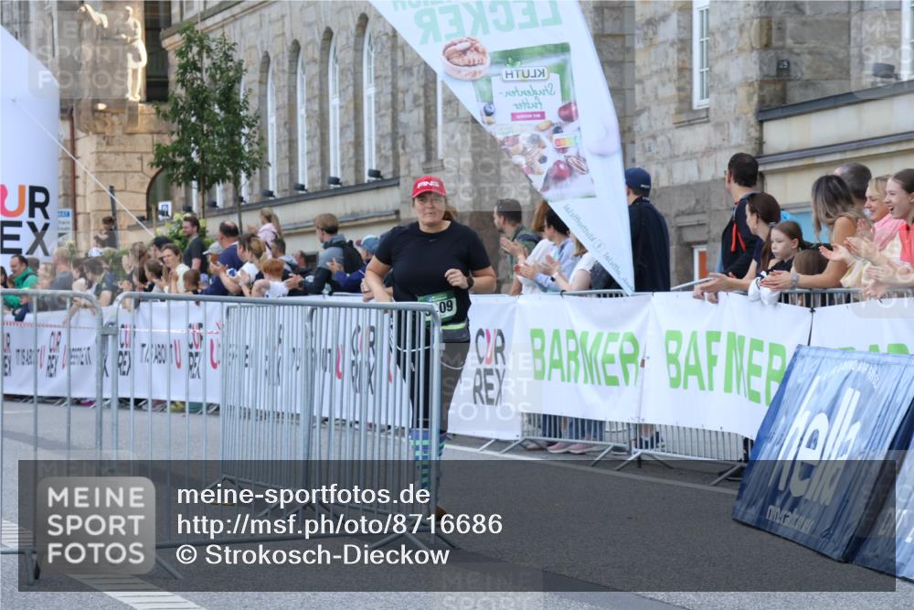 07.09.2025 - BARMER Alsterlauf Strokosch-Dieckow http://msf.ph/oto/8716686 07.09.2025 10:40:18 Ziel 3209 meine-sportfotos.de