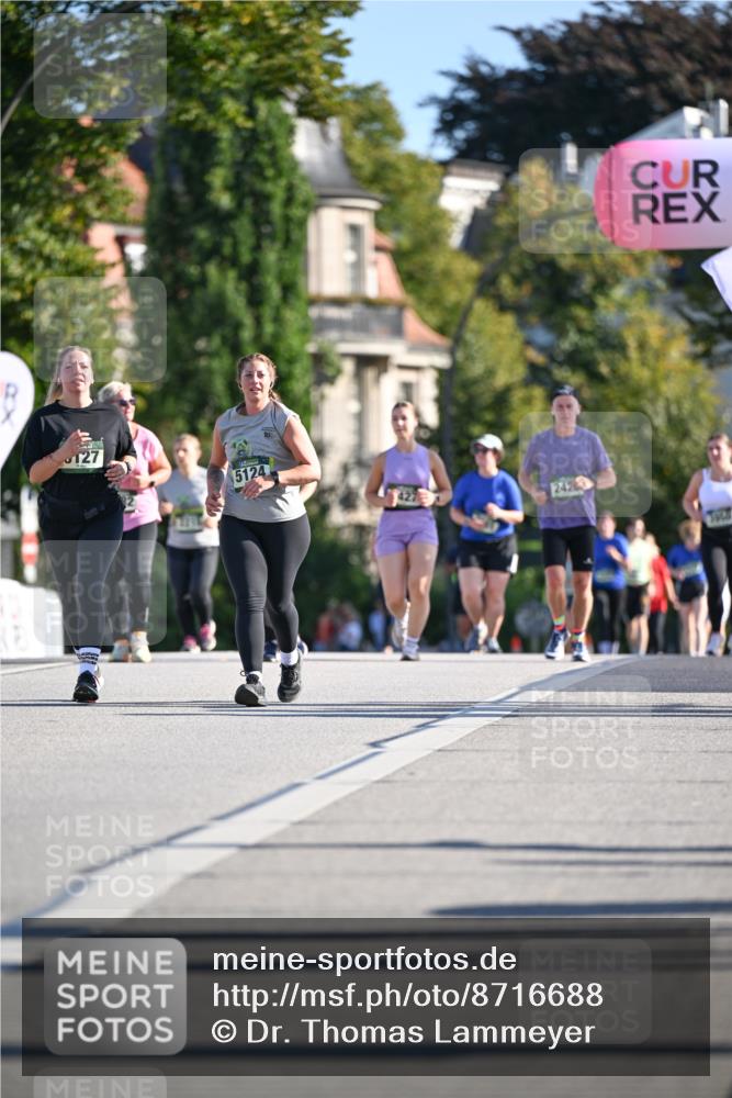07.09.2025 - BARMER Alsterlauf Dr. Thomas Lammeyer http://msf.ph/oto/8716688 07.09.2025 09:55:56 Laufen 127, 5124, 10, 2420 meine-sportfotos.de