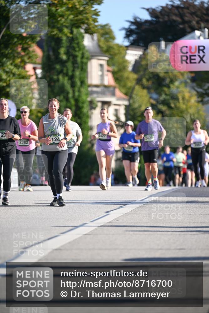 07.09.2025 - BARMER Alsterlauf Dr. Thomas Lammeyer http://msf.ph/oto/8716700 07.09.2025 09:55:57 Laufen 124, 2382, 2427 meine-sportfotos.de