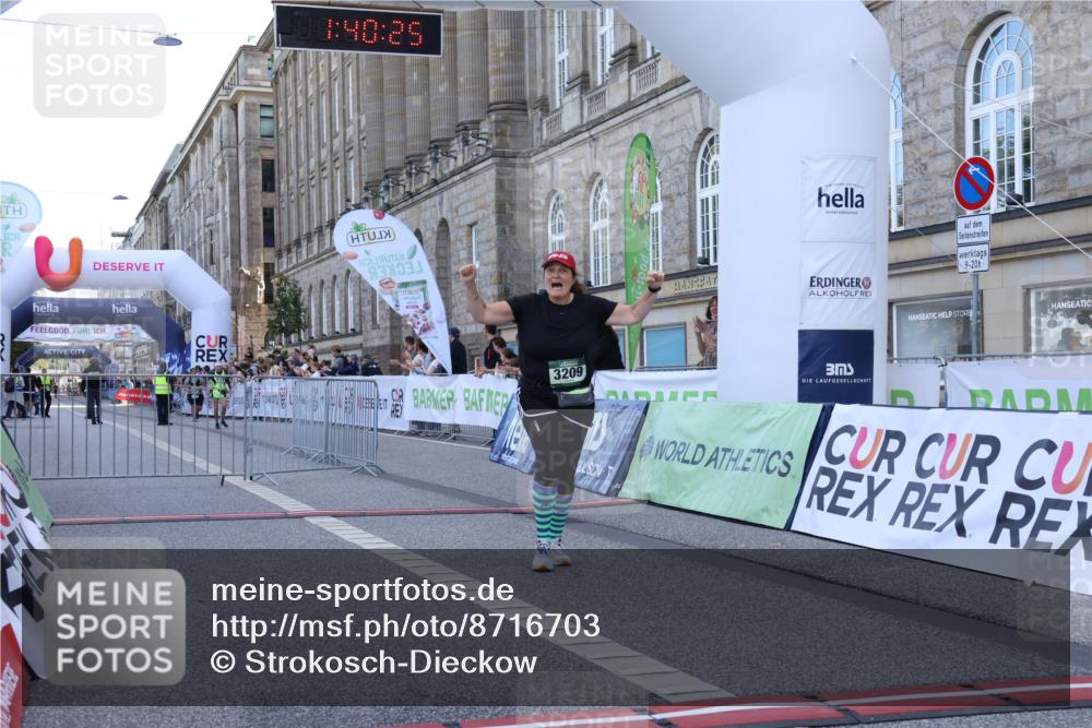 07.09.2025 - BARMER Alsterlauf Strokosch-Dieckow http://msf.ph/oto/8716703 07.09.2025 10:40:23 Ziel 3209 meine-sportfotos.de