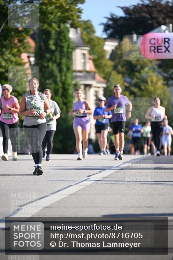 07.09.2025 - BARMER Alsterlauf Dr. Thomas Lammeyer http://msf.ph/oto/8716705 07.09.2025 09:55:58 Laufen 2382, 24 meine-sportfotos.de