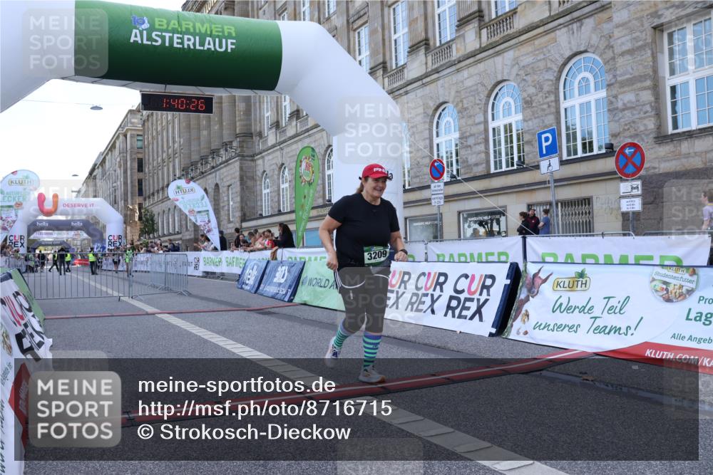 07.09.2025 - BARMER Alsterlauf Strokosch-Dieckow http://msf.ph/oto/8716715 07.09.2025 10:40:25 Ziel 3209 meine-sportfotos.de