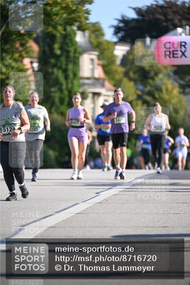 07.09.2025 - BARMER Alsterlauf Dr. Thomas Lammeyer http://msf.ph/oto/8716720 07.09.2025 09:56:00 Laufen 5124, 3287 meine-sportfotos.de