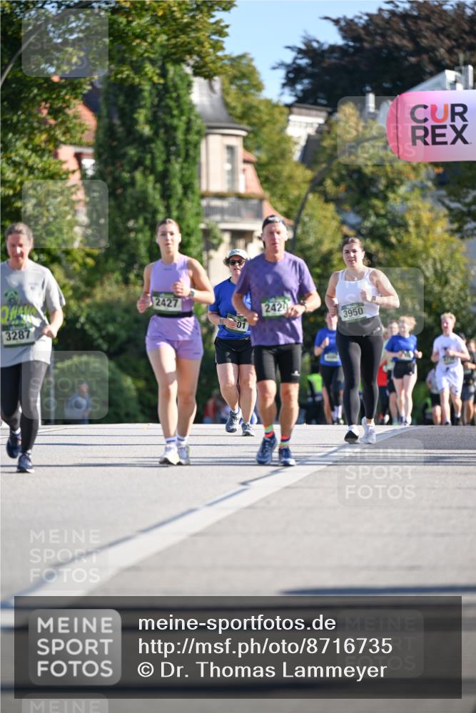 07.09.2025 - BARMER Alsterlauf Dr. Thomas Lammeyer http://msf.ph/oto/8716735 07.09.2025 09:56:01 Laufen 3287, 2427, 01, 242, 3950 meine-sportfotos.de