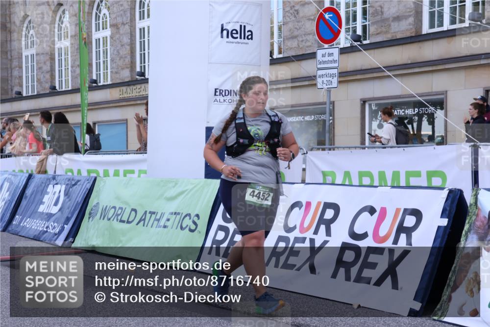 07.09.2025 - BARMER Alsterlauf Strokosch-Dieckow http://msf.ph/oto/8716740 07.09.2025 10:40:40 Ziel 2249, 4452 meine-sportfotos.de
