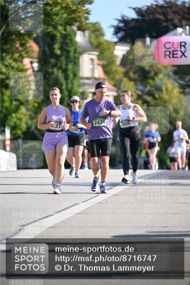07.09.2025 - BARMER Alsterlauf Dr. Thomas Lammeyer http://msf.ph/oto/8716747 07.09.2025 09:56:03 Laufen 127, 2420, 3950 meine-sportfotos.de