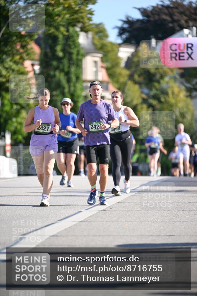 07.09.2025 - BARMER Alsterlauf Dr. Thomas Lammeyer http://msf.ph/oto/8716755 07.09.2025 09:56:04 Laufen 2427, 242, 3950 meine-sportfotos.de