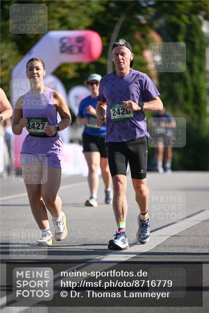 07.09.2025 - BARMER Alsterlauf Dr. Thomas Lammeyer http://msf.ph/oto/8716779 07.09.2025 09:56:08 Laufen 2427, 2420 meine-sportfotos.de