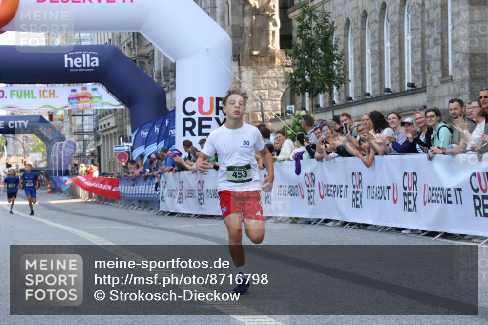 07.09.2025 - BARMER Alsterlauf Strokosch-Dieckow http://msf.ph/oto/8716798 07.09.2025 10:49:59 Ziel 453 meine-sportfotos.de