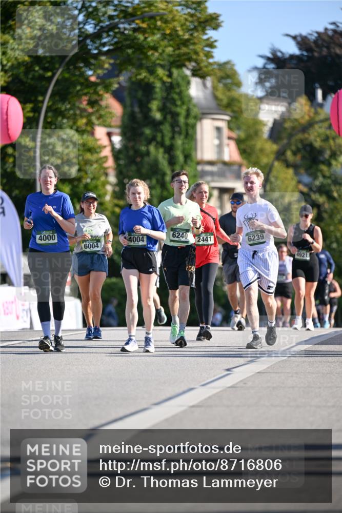07.09.2025 - BARMER Alsterlauf Dr. Thomas Lammeyer http://msf.ph/oto/8716806 07.09.2025 09:56:17 Laufen 4000, 4004, 6240, 2441, 6239, 6004, 4921, 50 meine-sportfotos.de