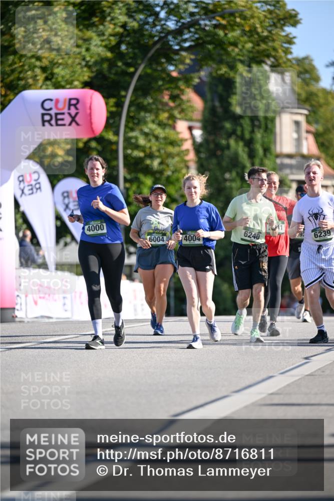 07.09.2025 - BARMER Alsterlauf Dr. Thomas Lammeyer http://msf.ph/oto/8716811 07.09.2025 09:56:18 Laufen 4000, 6004, 4004, 6240, 11, 597, 6239 meine-sportfotos.de