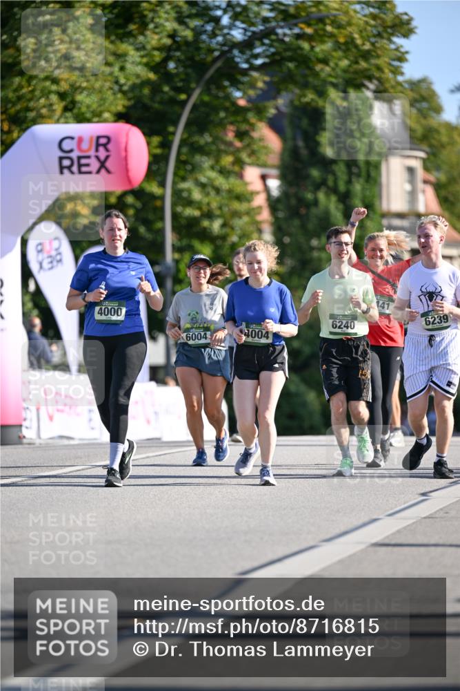 07.09.2025 - BARMER Alsterlauf Dr. Thomas Lammeyer http://msf.ph/oto/8716815 07.09.2025 09:56:18 Laufen 39, 141, 4000, 6240, 6004, 4004, 6239 meine-sportfotos.de