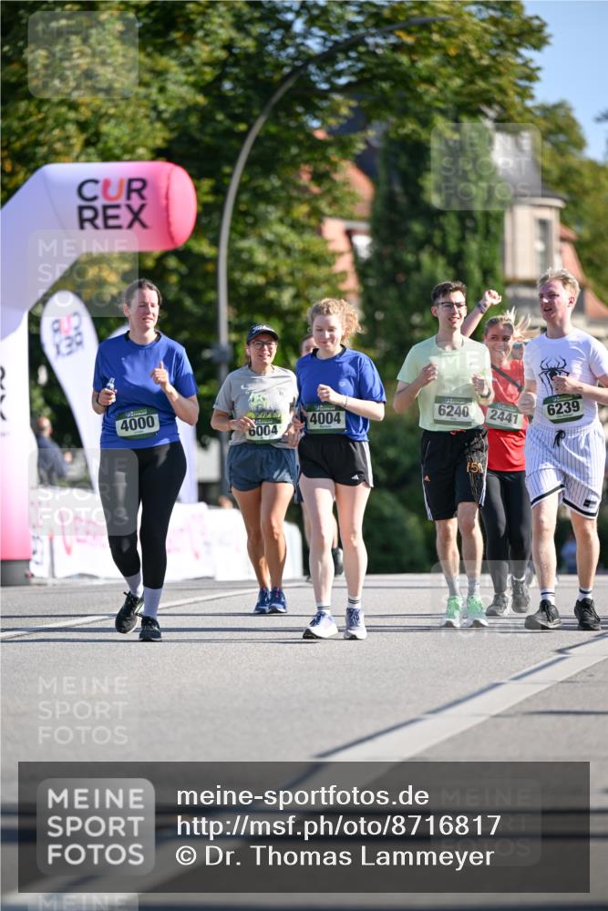 07.09.2025 - BARMER Alsterlauf Dr. Thomas Lammeyer http://msf.ph/oto/8716817 07.09.2025 09:56:18 Laufen 197, 39, 4000, 4004, 6004, 6240, 150, 6239, 2441 meine-sportfotos.de