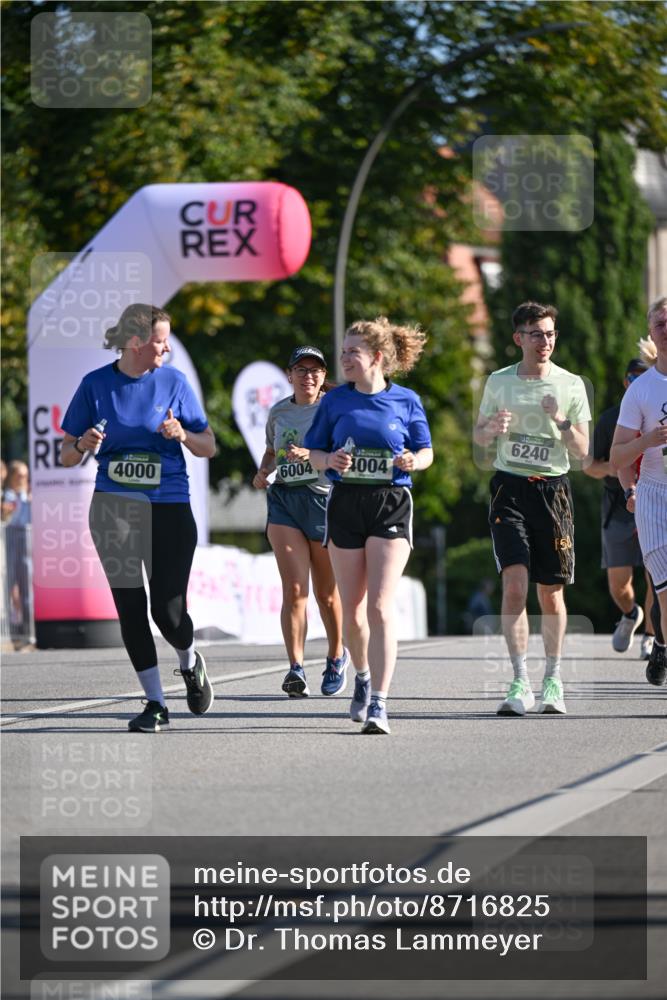 07.09.2025 - BARMER Alsterlauf Dr. Thomas Lammeyer http://msf.ph/oto/8716825 07.09.2025 09:56:20 Laufen 4000, 6004, 1004, 6240 meine-sportfotos.de