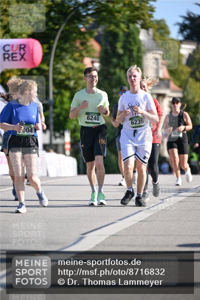 07.09.2025 - BARMER Alsterlauf Dr. Thomas Lammeyer http://msf.ph/oto/8716832 07.09.2025 09:56:21 Laufen 004, 6240, 6239, 50, 4921 meine-sportfotos.de