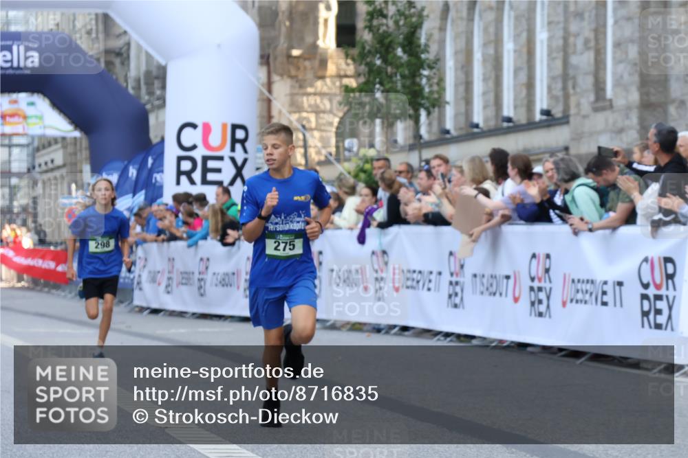 07.09.2025 - BARMER Alsterlauf Strokosch-Dieckow http://msf.ph/oto/8716835 07.09.2025 10:50:08 Ziel 180, 275, 298 meine-sportfotos.de