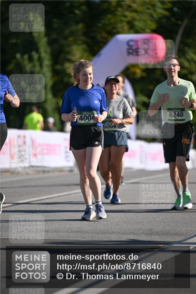 07.09.2025 - BARMER Alsterlauf Dr. Thomas Lammeyer http://msf.ph/oto/8716840 07.09.2025 09:56:22 Laufen 2510, 4004, 6004, 6240, 150 meine-sportfotos.de