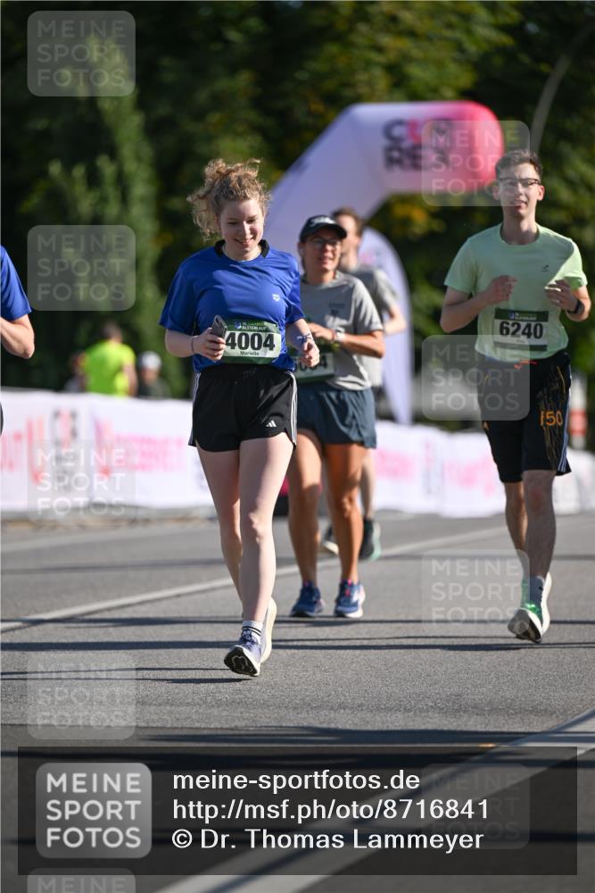 07.09.2025 - BARMER Alsterlauf Dr. Thomas Lammeyer http://msf.ph/oto/8716841 07.09.2025 09:56:22 Laufen 2510, 4004, 6240, 50 meine-sportfotos.de