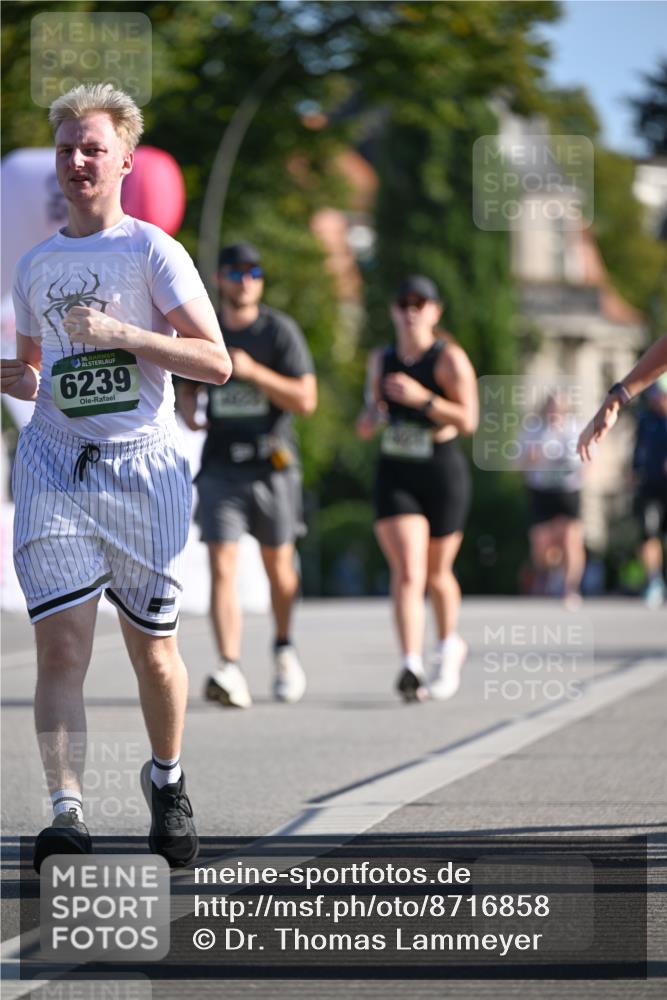 07.09.2025 - BARMER Alsterlauf Dr. Thomas Lammeyer http://msf.ph/oto/8716858 07.09.2025 09:56:25 Laufen 36, 6239 meine-sportfotos.de
