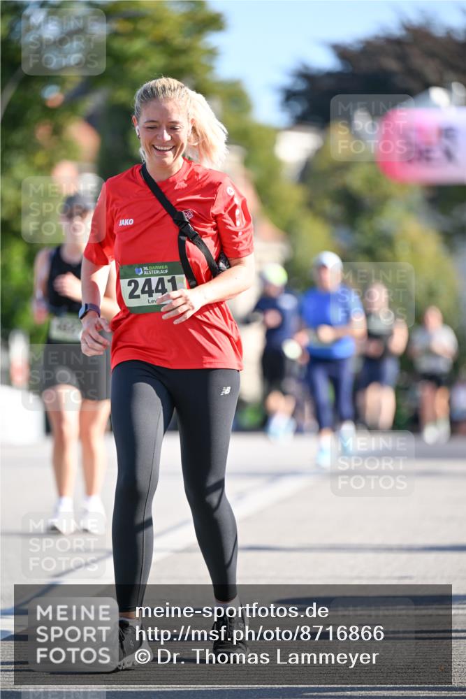 07.09.2025 - BARMER Alsterlauf Dr. Thomas Lammeyer http://msf.ph/oto/8716866 07.09.2025 09:56:26 Laufen 36, 2441, 1010 meine-sportfotos.de
