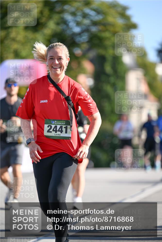 07.09.2025 - BARMER Alsterlauf Dr. Thomas Lammeyer http://msf.ph/oto/8716868 07.09.2025 09:56:27 Laufen 36, 2441 meine-sportfotos.de