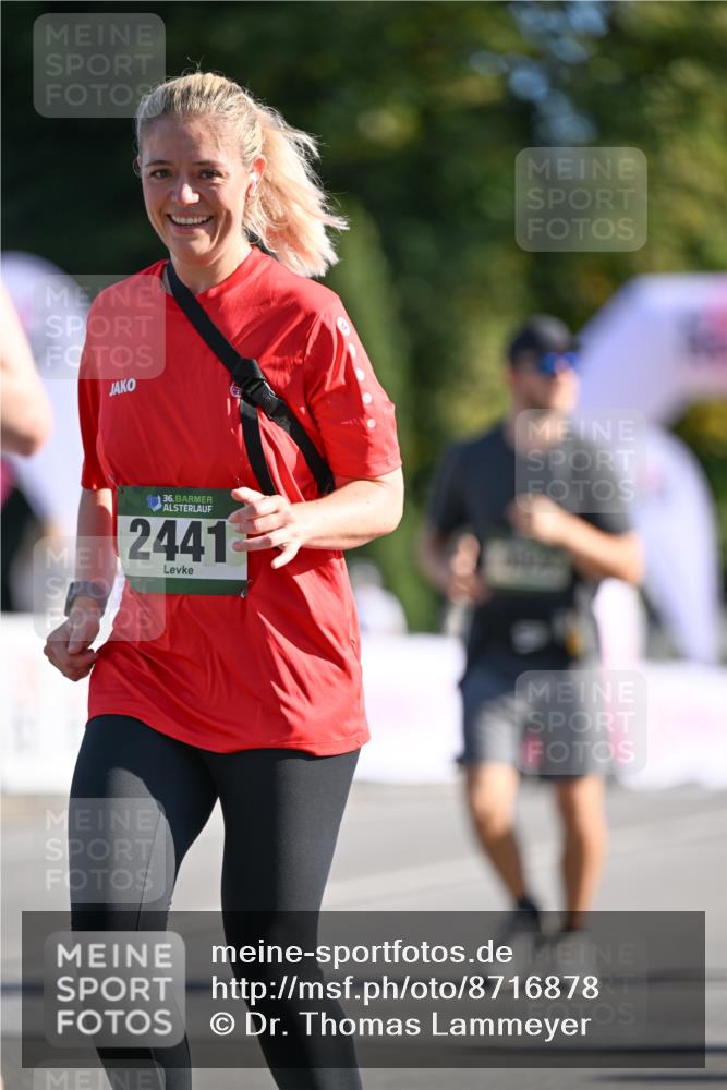 07.09.2025 - BARMER Alsterlauf Dr. Thomas Lammeyer http://msf.ph/oto/8716878 07.09.2025 09:56:28 Laufen 36, 2441 meine-sportfotos.de