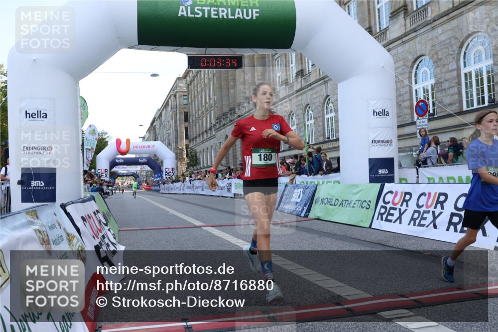 07.09.2025 - BARMER Alsterlauf Strokosch-Dieckow http://msf.ph/oto/8716880 07.09.2025 10:50:15 Ziel 165, 180, 275, 298 meine-sportfotos.de
