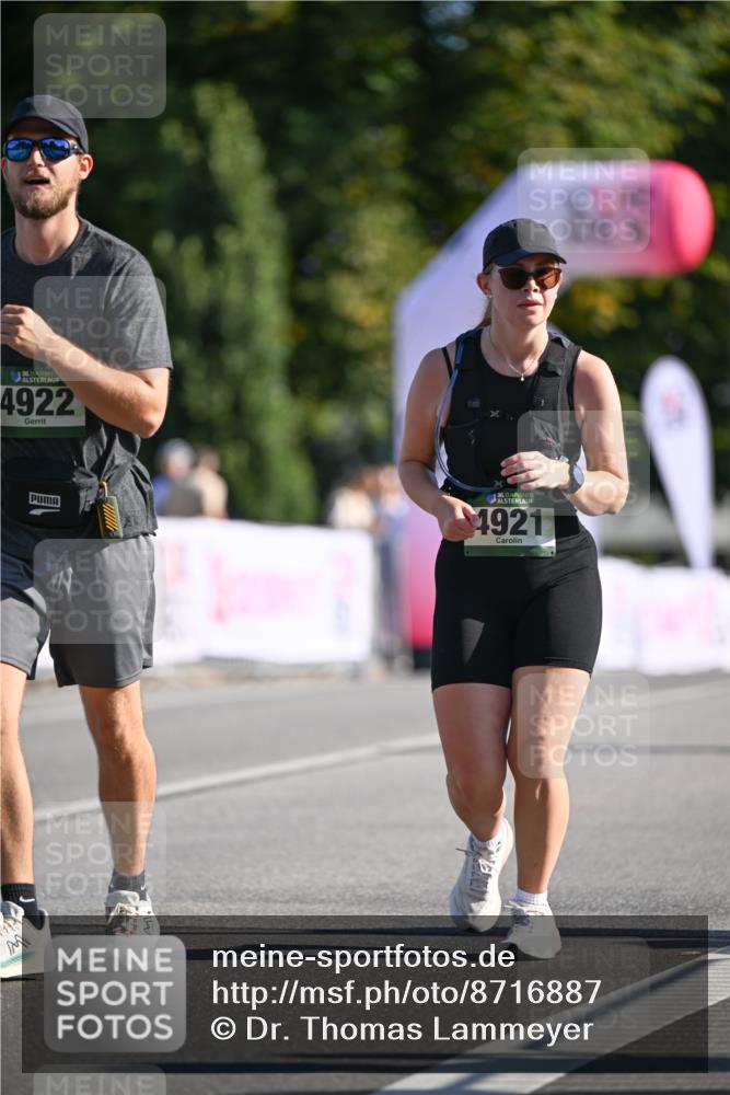 07.09.2025 - BARMER Alsterlauf Dr. Thomas Lammeyer http://msf.ph/oto/8716887 07.09.2025 09:56:30 Laufen 136, 4922, 4921, 36 meine-sportfotos.de