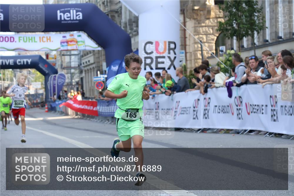 07.09.2025 - BARMER Alsterlauf Strokosch-Dieckow http://msf.ph/oto/8716889 07.09.2025 10:50:18 Ziel 165, 180, 298, 8068 meine-sportfotos.de