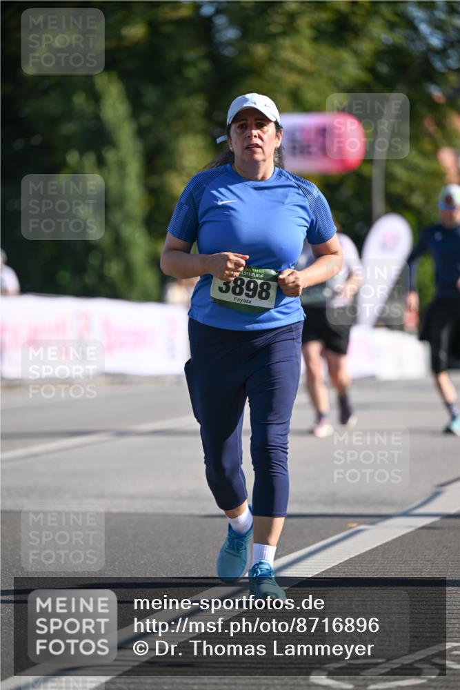 07.09.2025 - BARMER Alsterlauf Dr. Thomas Lammeyer http://msf.ph/oto/8716896 07.09.2025 09:56:37 Laufen 3898 meine-sportfotos.de