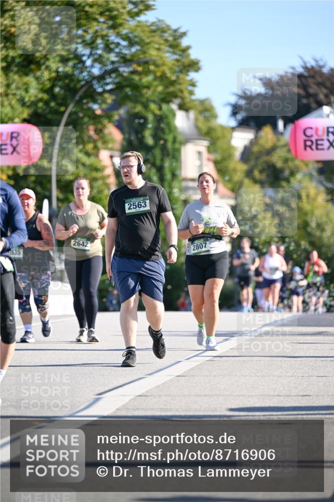 07.09.2025 - BARMER Alsterlauf Dr. Thomas Lammeyer http://msf.ph/oto/8716906 07.09.2025 09:56:41 Laufen 2635, 2642, 2563, 2807 meine-sportfotos.de