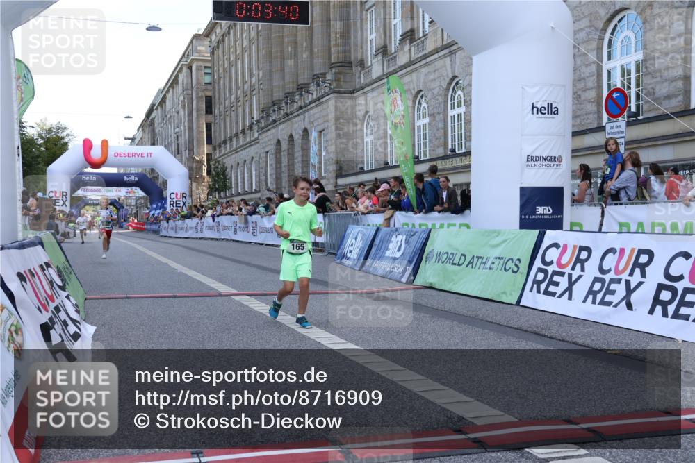 07.09.2025 - BARMER Alsterlauf Strokosch-Dieckow http://msf.ph/oto/8716909 07.09.2025 10:50:21 Ziel 165, 190, 8068 meine-sportfotos.de