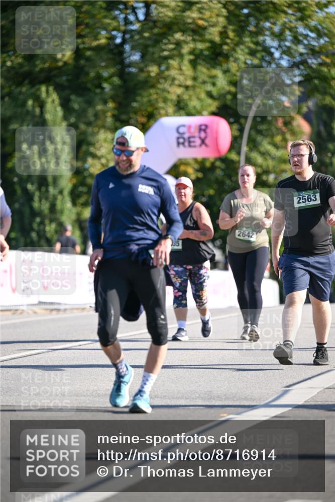 07.09.2025 - BARMER Alsterlauf Dr. Thomas Lammeyer http://msf.ph/oto/8716914 07.09.2025 09:56:42 Laufen 35, 2642, 2563 meine-sportfotos.de