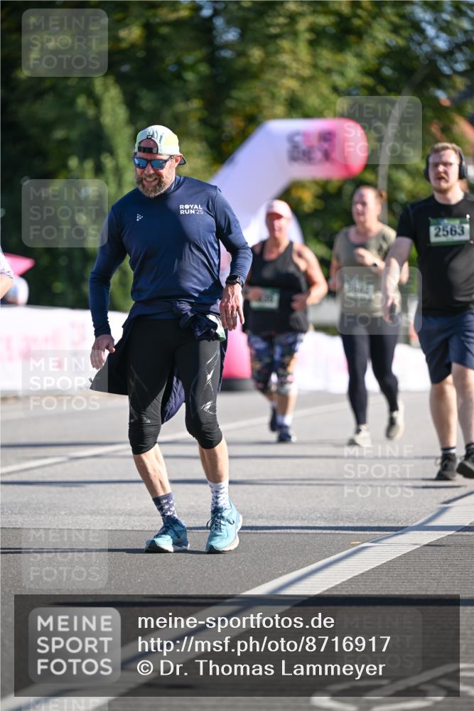 07.09.2025 - BARMER Alsterlauf Dr. Thomas Lammeyer http://msf.ph/oto/8716917 07.09.2025 09:56:42 Laufen 25, 2563, 3117 meine-sportfotos.de