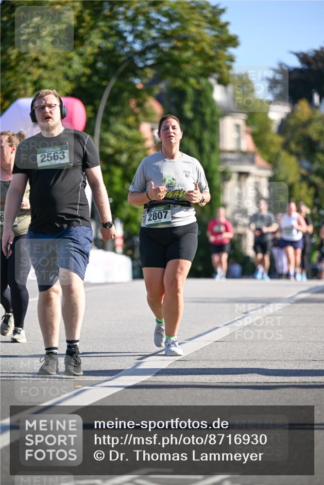 07.09.2025 - BARMER Alsterlauf Dr. Thomas Lammeyer http://msf.ph/oto/8716930 07.09.2025 09:56:44 Laufen 2563, 2807, 10 meine-sportfotos.de