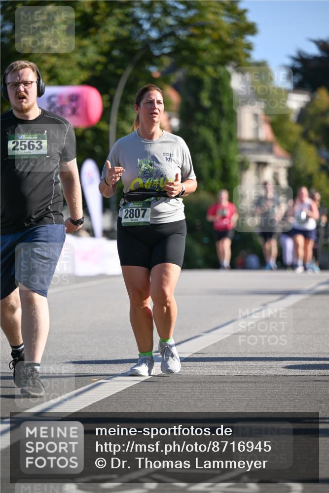 07.09.2025 - BARMER Alsterlauf Dr. Thomas Lammeyer http://msf.ph/oto/8716945 07.09.2025 09:56:46 Laufen 2563, 2807 meine-sportfotos.de