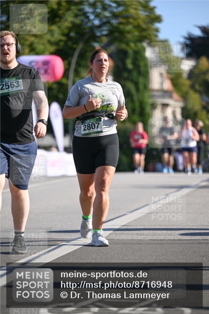 07.09.2025 - BARMER Alsterlauf Dr. Thomas Lammeyer http://msf.ph/oto/8716948 07.09.2025 09:56:46 Laufen 2563, 2807 meine-sportfotos.de