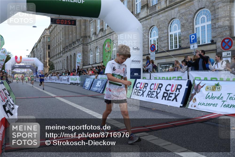 07.09.2025 - BARMER Alsterlauf Strokosch-Dieckow http://msf.ph/oto/8716976 07.09.2025 10:50:33 Ziel 166, 231, 260, 291, 434, 451, 8448 meine-sportfotos.de