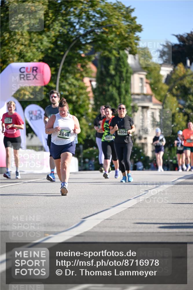 07.09.2025 - BARMER Alsterlauf Dr. Thomas Lammeyer http://msf.ph/oto/8716978 07.09.2025 09:56:55 Laufen 1324, 4804, 2848, 2001 meine-sportfotos.de