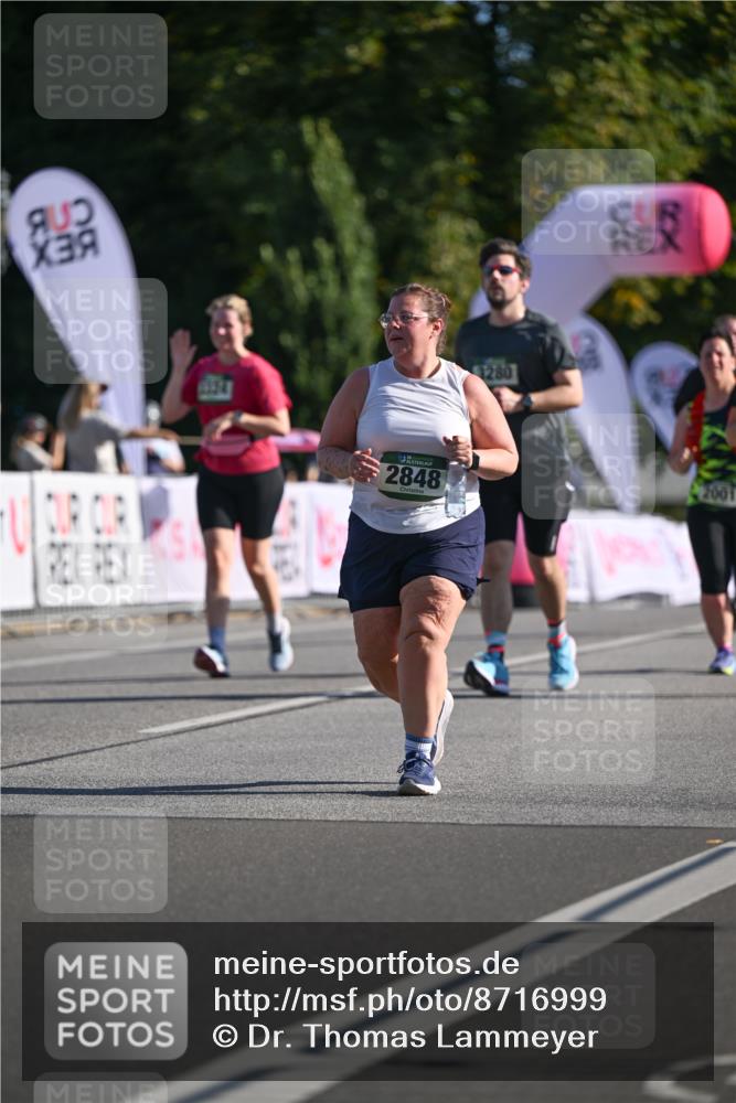 07.09.2025 - BARMER Alsterlauf Dr. Thomas Lammeyer http://msf.ph/oto/8716999 07.09.2025 09:56:58 Laufen 3, 2848, 1280, 2001 meine-sportfotos.de